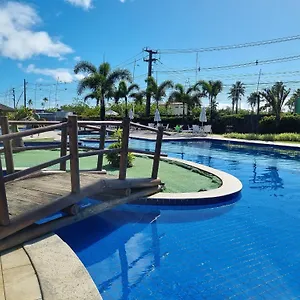Muro Alto Clube Por Brevelar Casa de Férias